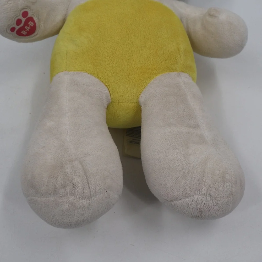 Build-A-Bear cuddle up